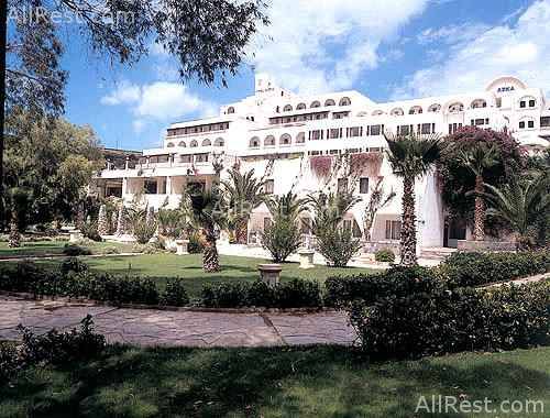 Azka Hotel 6